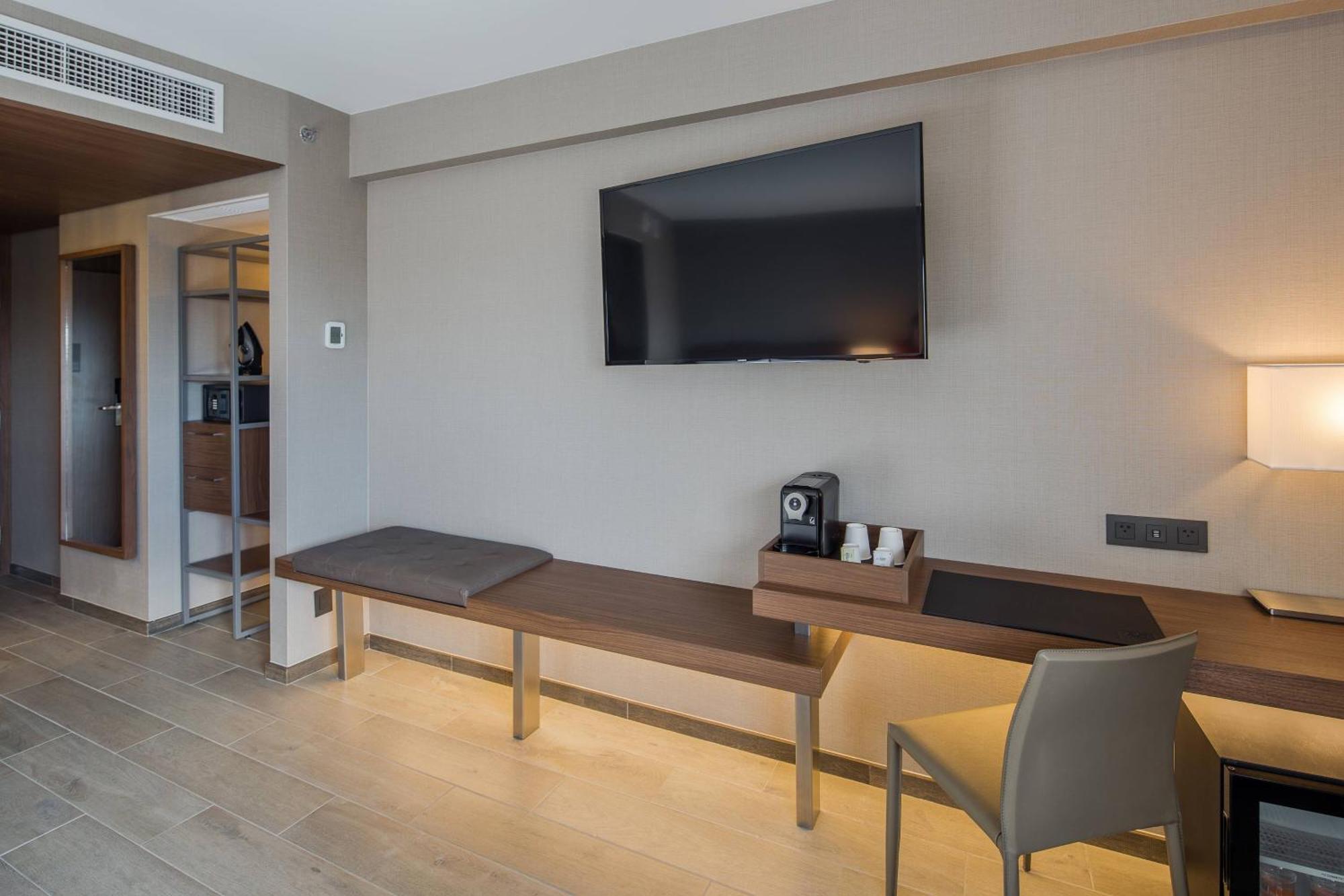 Ac Hotel By Marriott Guadalajara Expo Zapopan Exterior photo