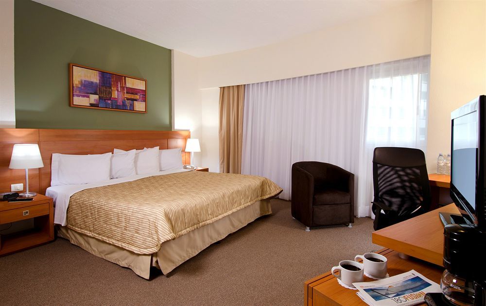 Ac Hotel By Marriott Guadalajara Expo Zapopan Exterior photo